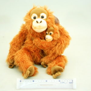 Plyš Orangutan mládě